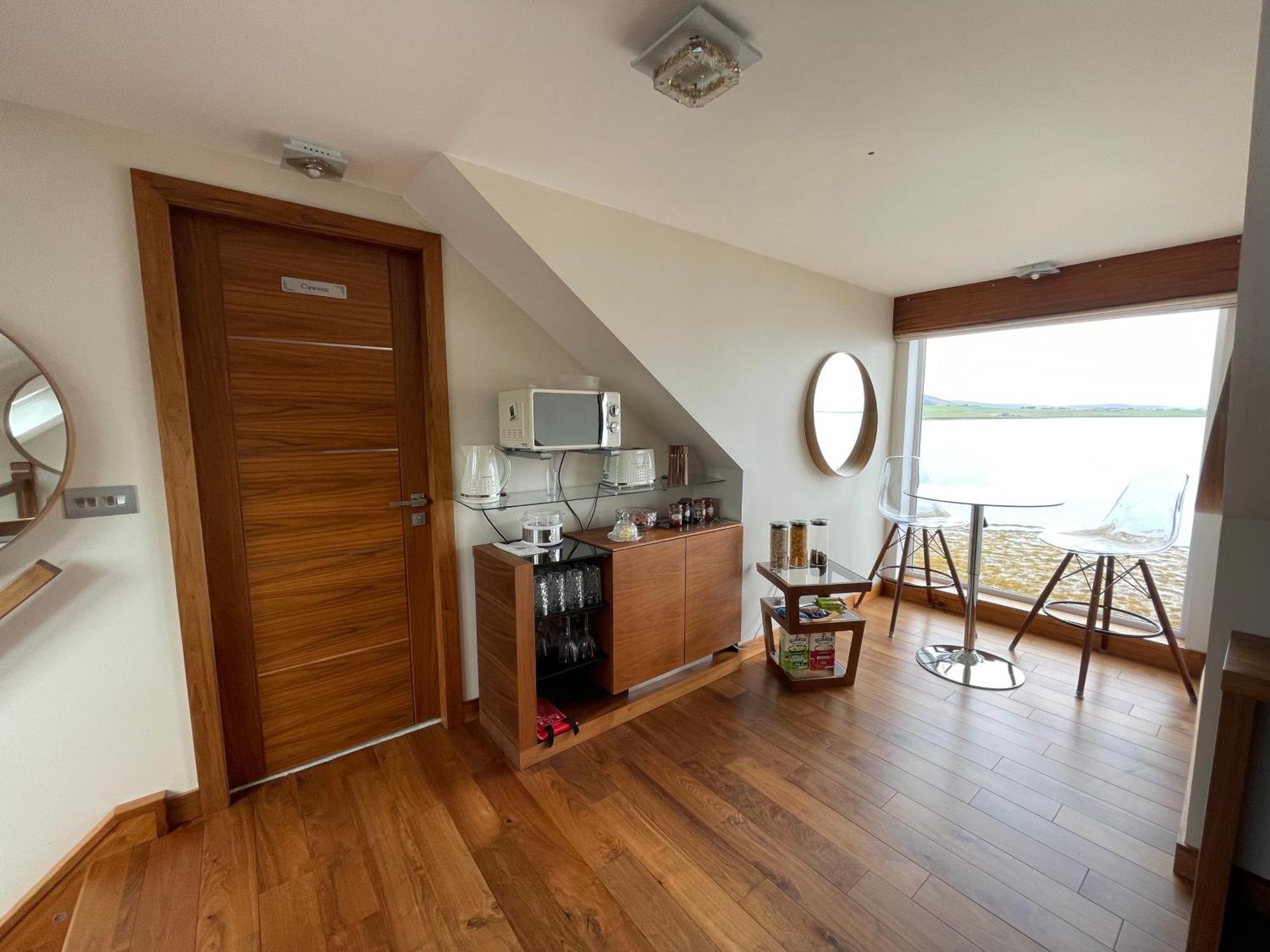 Waterfront House Hotel Finstown ภายนอก รูปภาพ